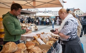 perex - farmářské trhy ilu.jpg