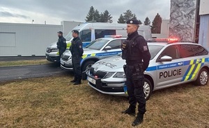 perex - PČR - Policie ČR - minuta ticha - ilu.jpeg